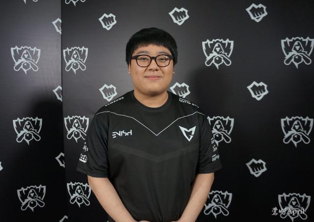 为国足进攻 为国足进攻