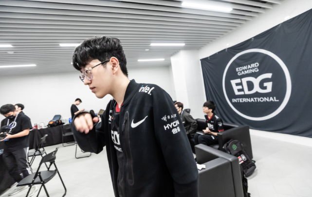 最关心的莫 最关心的莫