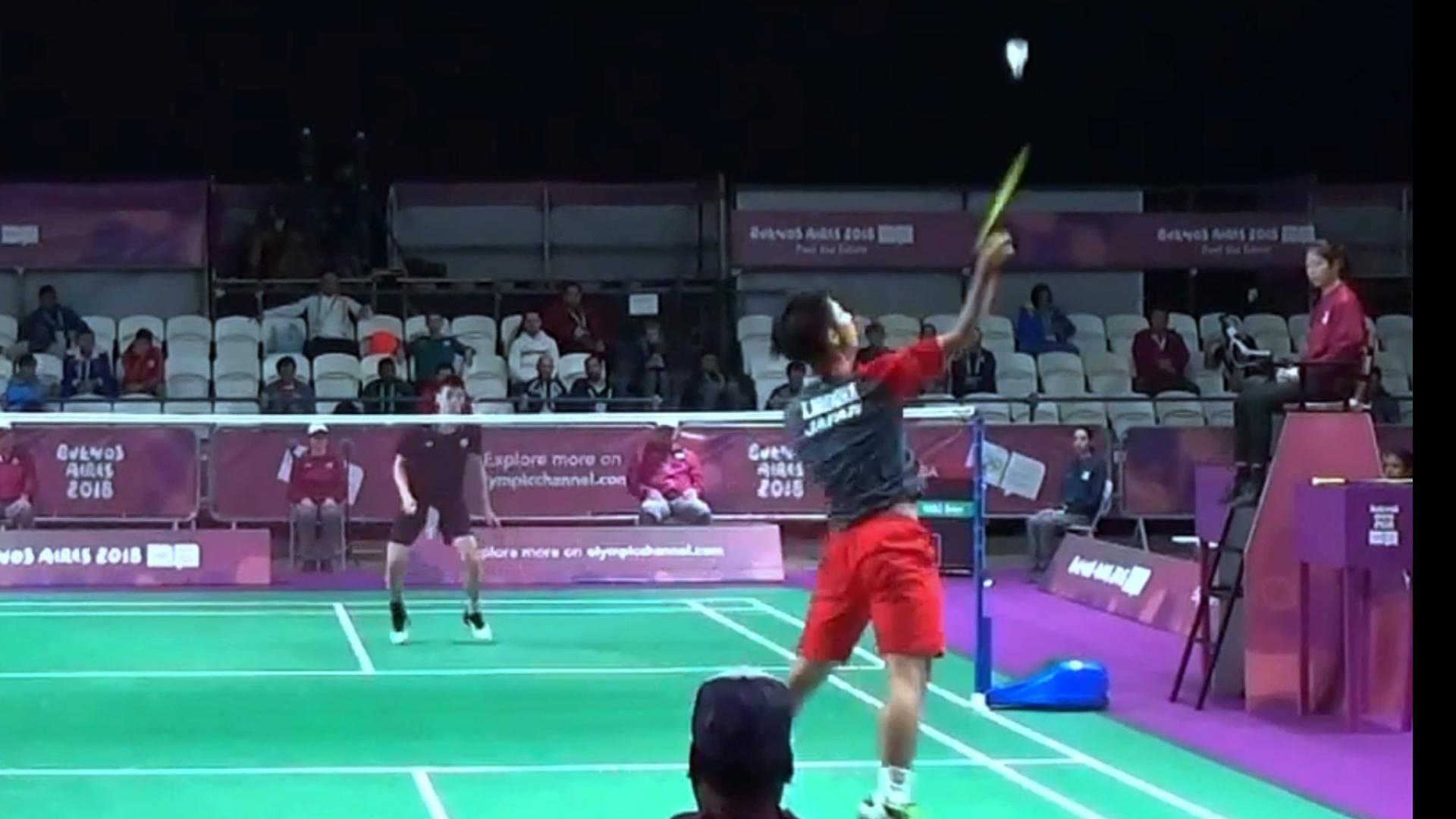 图片报：阿德耶米因换下场时发火被多特罚款9万欧元